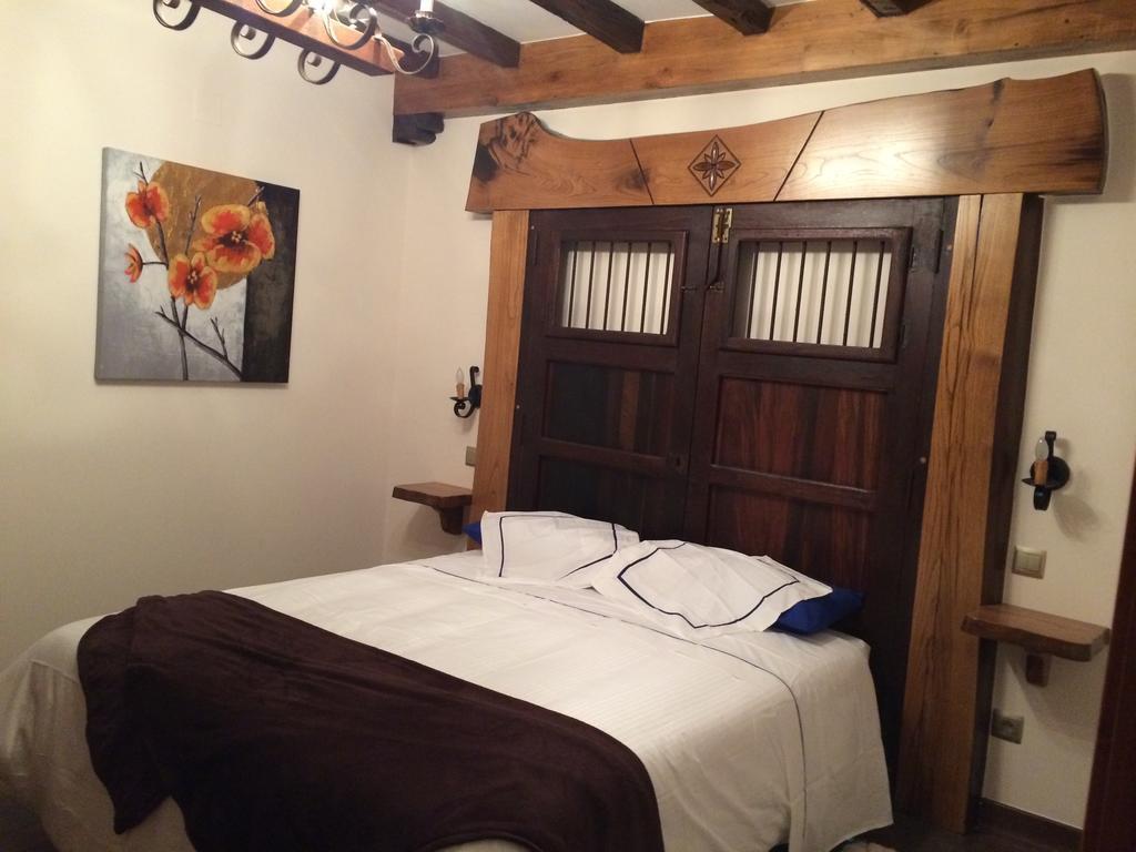 Posada El Molino De Cadalso Cereceda  Стая снимка